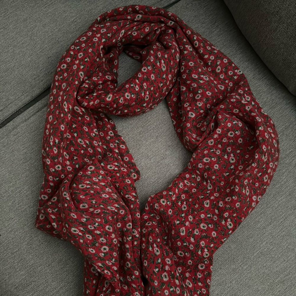 Gap Floral Spring Scarf - Picture 2 of 2